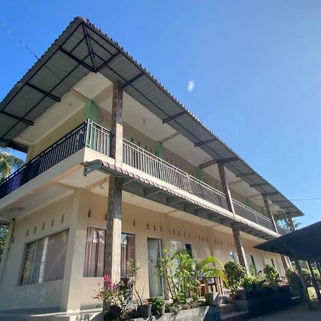 Penginapan Malompek Syariah Padang Kültér fotó